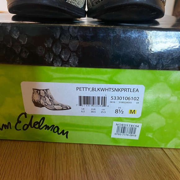 Sam Edelman Petty Ankle Bootie in black and white snakeskin size 8.5 - Picture 5 of 5
